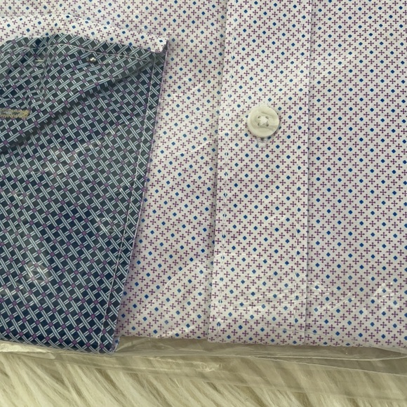 Jos A Bank Button Down Shirt - Picture 2 of 4